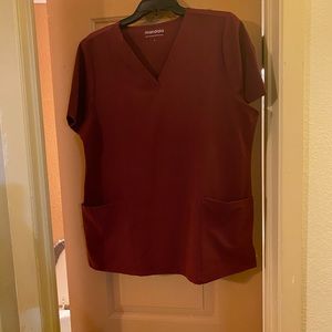 Mandela scrub said large top, small/tall bottom